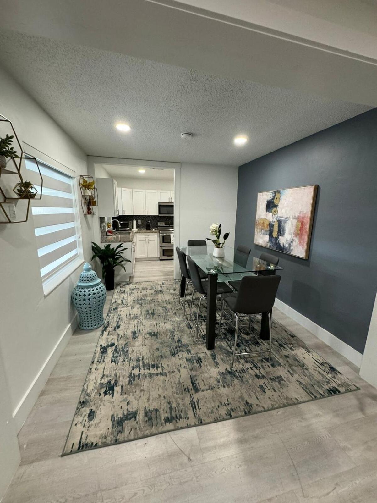 Apartment Exquisite Retreat By Int Airport Miami