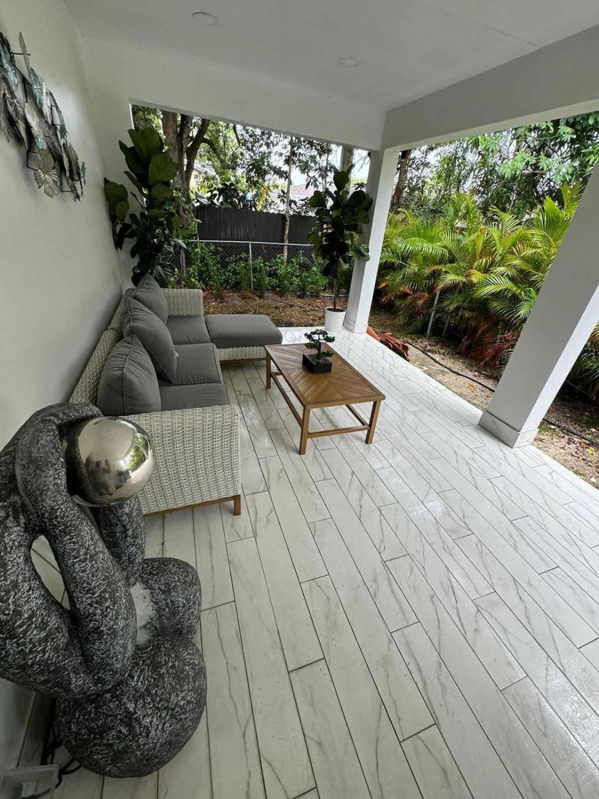 Exquisite Retreat By Int Airport *